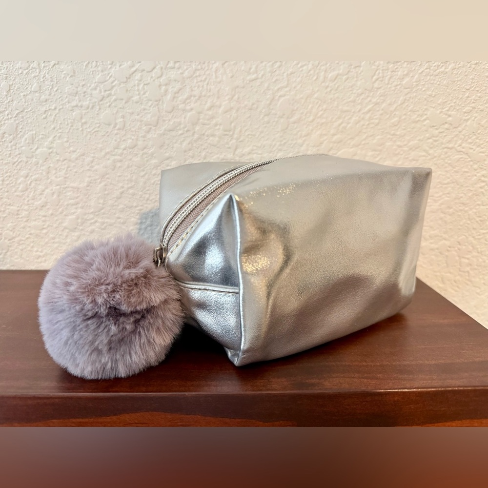 MOVING SALE | New Nordstrom Metallic Silver Zippered Makeup Bag + Faux Fur Pom